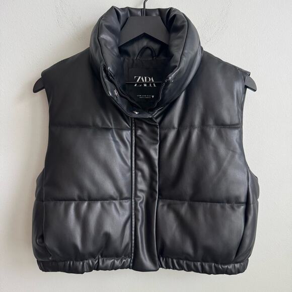 Zara Faux Leather Cropped Puffer Vest in Black Size XS - Picture 2 of 13